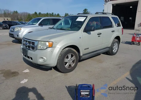 2008 Ford Escape Xlt z USA, uszkodzony, nr VIN 1FMCU931X8KA56727
